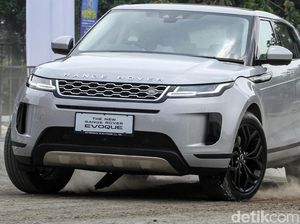 Range Rover Evoque Baru Siap Libas Banjir Jakarta