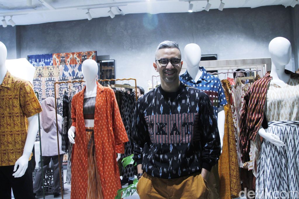 Desainer Didiet Maulana