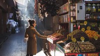Grand Bazaar jadi ikon wisata di Turki, pasar kuno tertua di dunia ini tampil megah dengan aneka barang-barang antik, hingga makanan menarik yang wajib untuk dicoba. Foto: Istimewa