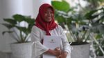 Ekspresi Baiq Nuril Saat Bertemu Jokowi