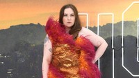 Lena Dunham jadi pembicaraan karena tindakannya kepada Brad Pitt di acara Gala Premier film Once Upon a Time In Hollywood di London, Inggris belum lama ini. Gareth Cattermole/Getty Images
