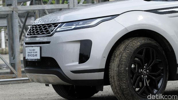 Mobil diklaim bisa melaju di medan apa saja