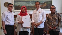 Sebelumnya, Presiden Joko Widodo (Jokowi) meneken Keppres amnesti untuk Baiq Nuril. Dalam perjalanan kasus tersebut, Baiq Nuril dalam putusan di MA dinyatakan terbukti bersalah mentransfer/mentransmisikan rekaman percakapan dengan mantan atasannya berinisial M saat Baiq Nuril menjadi staf honorer di SMAN 7 Mataram.