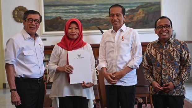 Bertemu Jokowi, Baiq Nuril Bakal Bingkai Emas Keppres Ammesti 