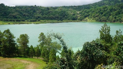 Foto: Danau Kebanggaan Warga Tomohon