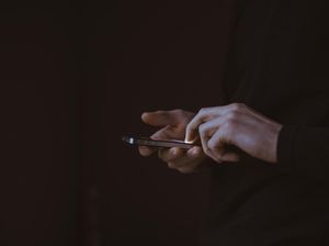 10 Handphone dengan Radiasi Tertinggi, Ada Punyamu?