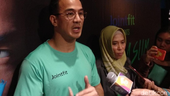 Joe Taslim dalam sebuah acara di CGV Pacific Place, Jakarta Selatan, Kamis (1/8/2019). (Foto: Michelle Natasya/detikHealth) Joe Taslim dalam sebuah acara di CGV Pacific Place, Jakarta Selatan, Kamis (1/8/2019). (Foto: Michelle Natasya/detikHealth)