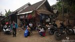 Melihat Aktivitas Warga Pandeglang Pascagempa Banten