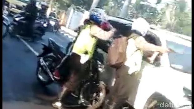 Pelaku tabrak lari ditodong pistol/