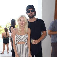 Kabarnya, meski mereka sudah mengadakan upacara pernikahan di Pulau Sumba, status pernikahannya belum terdaftar secara legal di Amerika Serikat. (Foto: Getty Images)