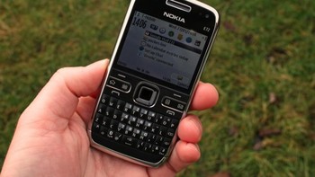 Nokia E72 dilahirkan Nokia saat masih pada masa jaya, tepatnya di Juni 2009. Foto: Pocket Lint