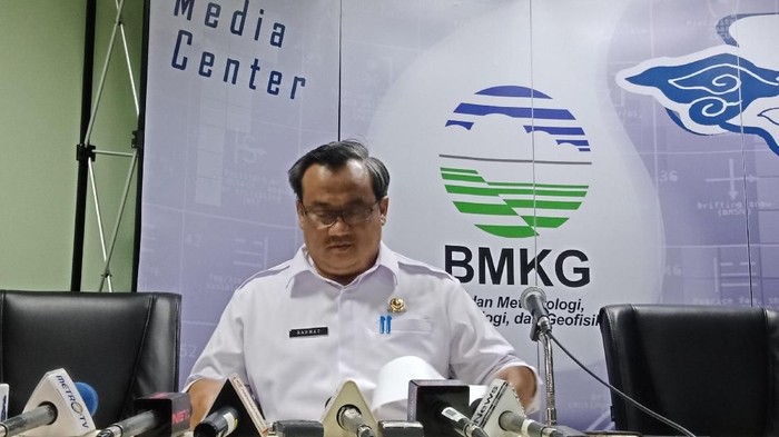 Kepala Pusat Gempa Bumi dan Tsunami Rahmat Triyono