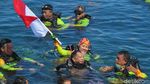 Foto Aksi Kapolri Ikut Aksi Rekor Selam Guinness World di Manado