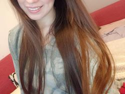 Deretan Gamer Jelita yang Bikin Salah Fokus