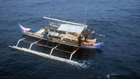 “Dalam penangkapan kedua kapal yang diawaki masing-masing oleh 3 orang WN Filipina, berhasil diamankan ikan tuna dan cakalang hasil tangkapan sekitar 200 kg, tambah Agus. Istimewa/Dok. KKP.