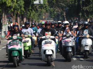Kediri Scooter Festival, SIM Gratis Hingga Rekor MURI Tank Digelar