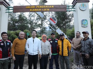 Khofifah: Taman Wisata Alam Kawah Ijen Buat Wisatawan Betah di Jatim