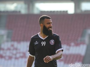 Siap-siap Sambut Liga 1 2020, Persita Tangerang Bidik Sylvano Comvalius?
