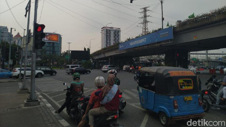 Imbas Listrik Padam, 29 Lampu Merah di Jakarta Masih Mati Imbas Listrik Padam, 29 Lampu Merah di Jakarta Masih Mati