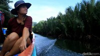 Rammang-rammang diakui berkelas dunia dan sangat unik oleh wisatawan asal Polandia, Carolina. Ia tidak pernah menemukan yang serupa di Indonesia dan juga di beberapa negara Asia lainnya (Moehammad Bakrie/detikcom)