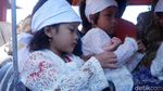 Potret Suasana Ruwat Anak Berambut Gembel Dieng