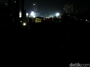 Ini Wilayah di Jakarta yang Sudah Kembali Dialiri Listrik