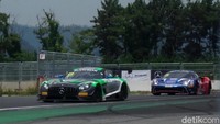Kurangnya track time membuat T2 Motorsports susah mempertahankan posisi. Saat finis, turun satu anak tangga ke posisi 13.