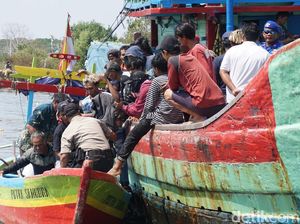 Jenazah 4 Korban Tewas Tenggelamnya KM Pieces Tiba di Pekalongan