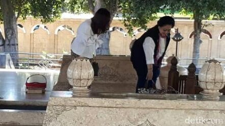 Awali Rangkaian Kongres PDIP di Bali, Megawati Ziarah ke Makam Bung Karno