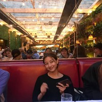 Dilansir Soompi, Jihyo pun dikenalkan dengan Kang Daniel oleh seorang senior. Ketika melakukan tur konser, pria 23 tahun tersebut juga dikabarkan terbang ke luar negeri untuk menemui Jihyo. Keduanya juga bertemu setelah Daniel menggelar debut showcase. Ini salah fotonya yang dilaporkan jadi salah satu bukti Daniel dan Jihyo berkencan. Foto: Instagram @twicetagram