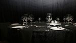Bukan Mati Listrik, Restoran Ini Memang Tawarkan Sensasi Makan dalam Kegelapan