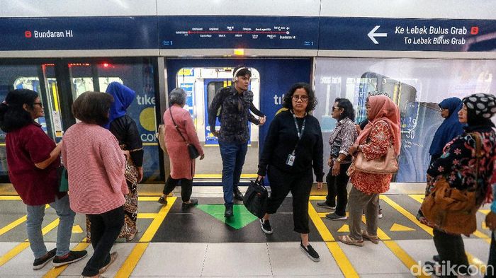 Faktor yang Tentukan Keberhasilan MRT Jakarta di Indonesia. Foto: Ari Saputra Faktor yang Tentukan Keberhasilan MRT Jakarta di Indonesia. Foto: Ari Saputra