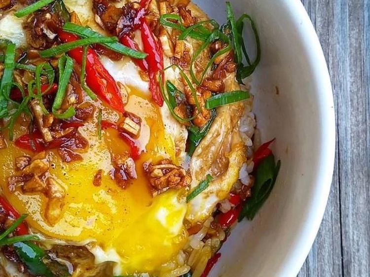Ini Buktinya Nasi dan Telur Bisa Jadi Sarapan Enak