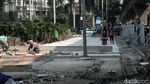 Jalan Satrio Kuningan Macet Imbas Pelebaran Trotoar