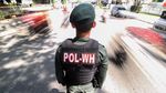 Aceh Tertibkan Perempuan Duduk Ngangkang di Atas Motor