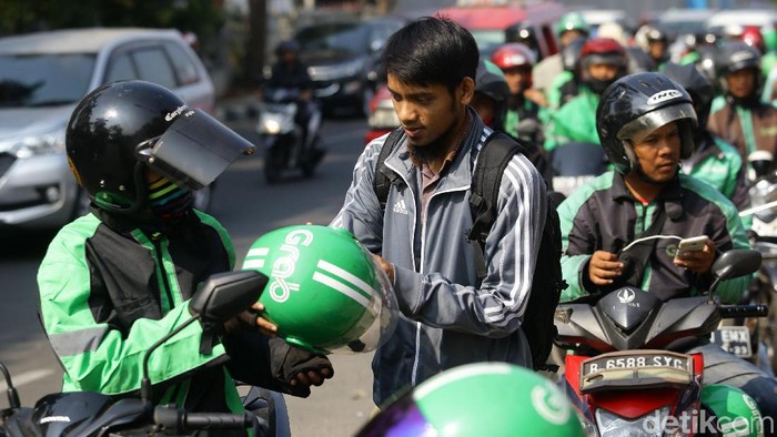 Ilustrasi ojek online. (Foto: Grandyos Zafna) Ilustrasi ojek online. (Foto: Grandyos Zafna)