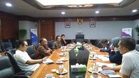 Warga Desa Komodo bertemu perwakilan Kementerian Pariwisata (dok Istimewa)