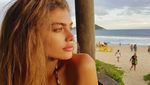 Foto: Liburannya Model Transgender Pertama Victorias Secret