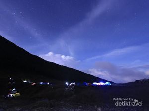 Foto: 5 Tempat di Indonesia yang Indah Saat Gelap