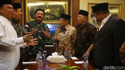 Ketum PBNU Bertemu Panglima TNI