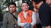 Pengusaha itu ditahan terkait kasus suap kepada eks Bupati Lampung Tengah Mustafa. Suap itu untuk memperoleh proyek di Dinas Bina Marga Pemkab Lampung Tengah. 