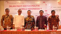 Para pembicara yang hadir dalam diskusi antara lain pakar hukum tata negara Refly Harun, anggota DPR Fraksi Golkar Agun Gunandjar Sudarsa, Ketua DPP Partai Golkar Andi Sinulingga, Direktur Eksekutif Lembaga Survei Indikator Burhanudin Muhtadi, dan mantan Ketua Mahkamah Konstitusi Hamdan Zoelva.