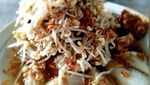 Rek, Ayo Sarapan Lontong Balap Biar Melek!