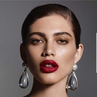 Model asal Brazil Valentina Sampaio dikabarkan didaulat menjadi model Victorias Secret. Valentina menjadi model transgender pertama merek lingerie tersebut.  Foto: dok. Instagram @valentts