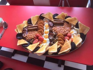Terdiri dari 135 Jenis Makanan, Ini Menu Sarapan Paling Besar di Dunia