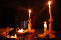Tips Memakai Lilin saat Mati Lampu Agar Rumah Aman dari Kebakaran