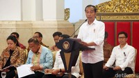 Presiden Joko Widodo, Senin, memimpin Sidang Kabinet paripurna membahas Rancangan Undang-Undang beserta Nota Keuangan RAPBN Tahun Anggaran 2020.