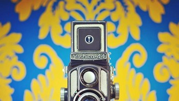 Yup benar, ini adalah Yashica 44. Foto: Jürgen Novotny