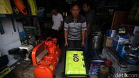 Di pasar ini harga genset naik lebih dari 50% dikarenakan banyak permintaan.
