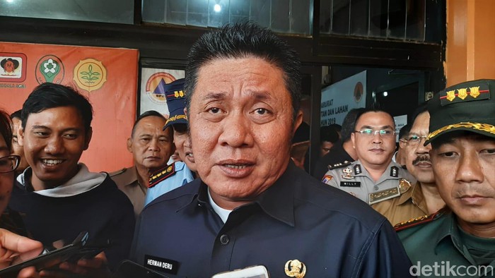 Gubernur Sumatera Selatan Herman Deru